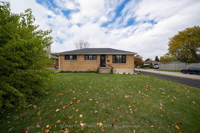 37 Rowanwood Avenue, Brantford