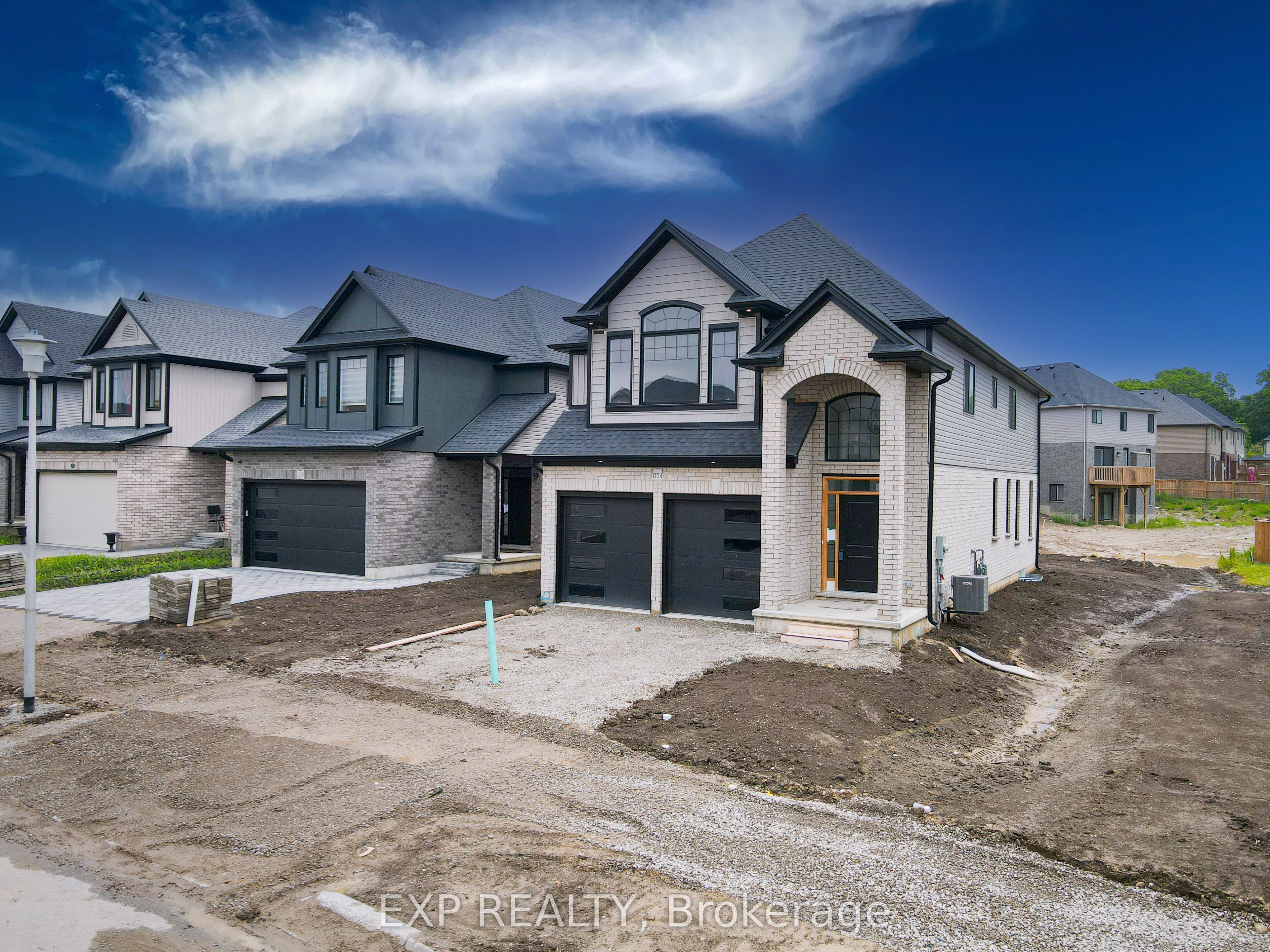 Photo of Listing #X12510200