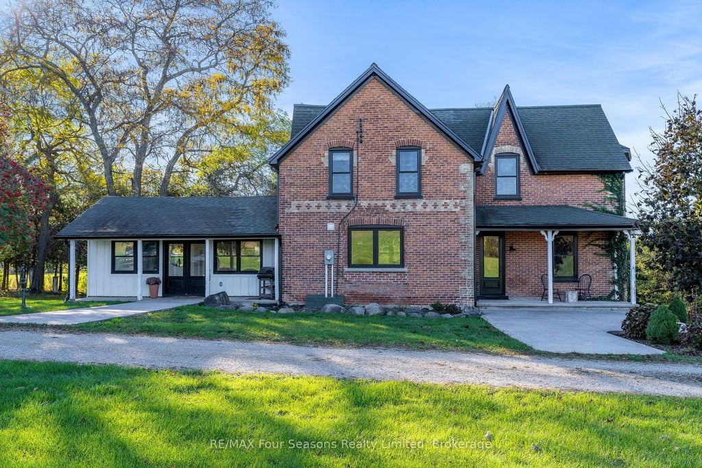 627174 119 Grey Road, Grey Highlands