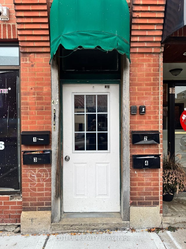 6 Russell Street E 3, Smiths Falls