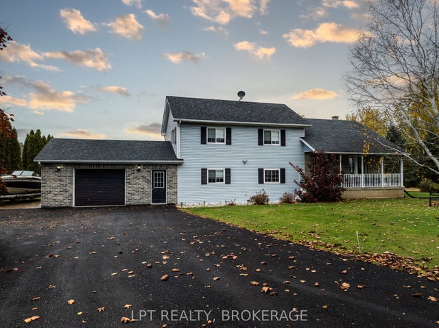 2202 Sands Road, Frontenac