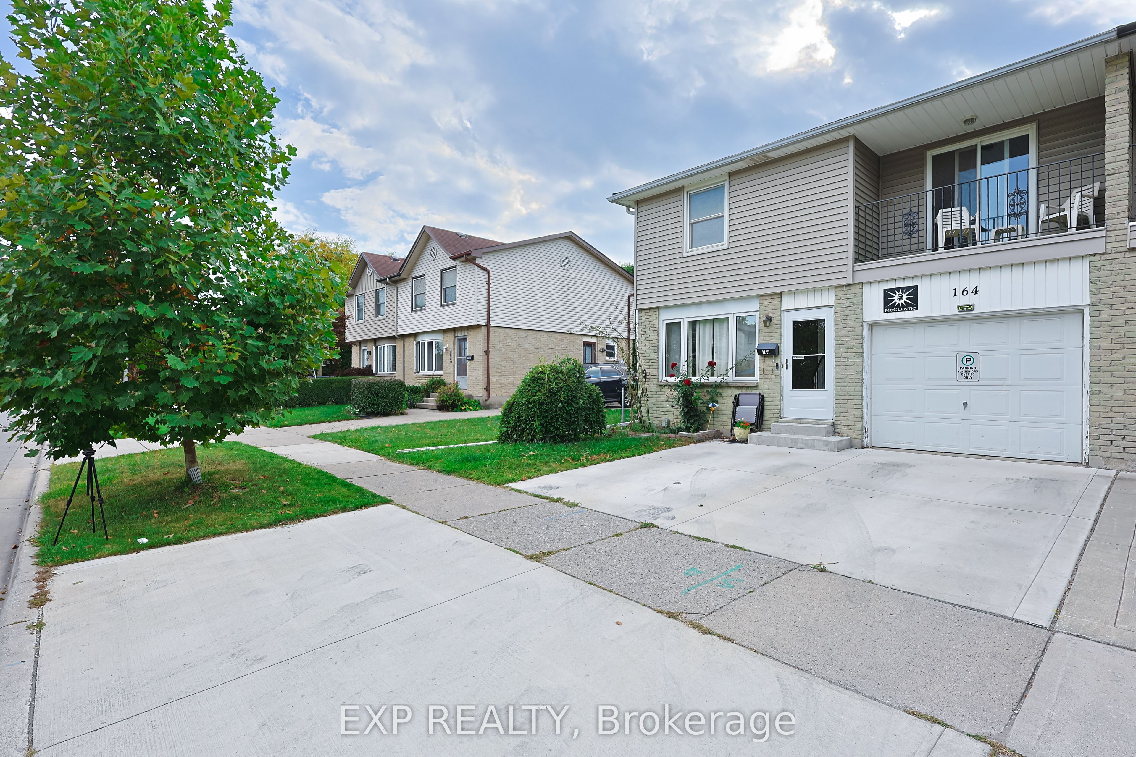 Photo of Listing #X12515612