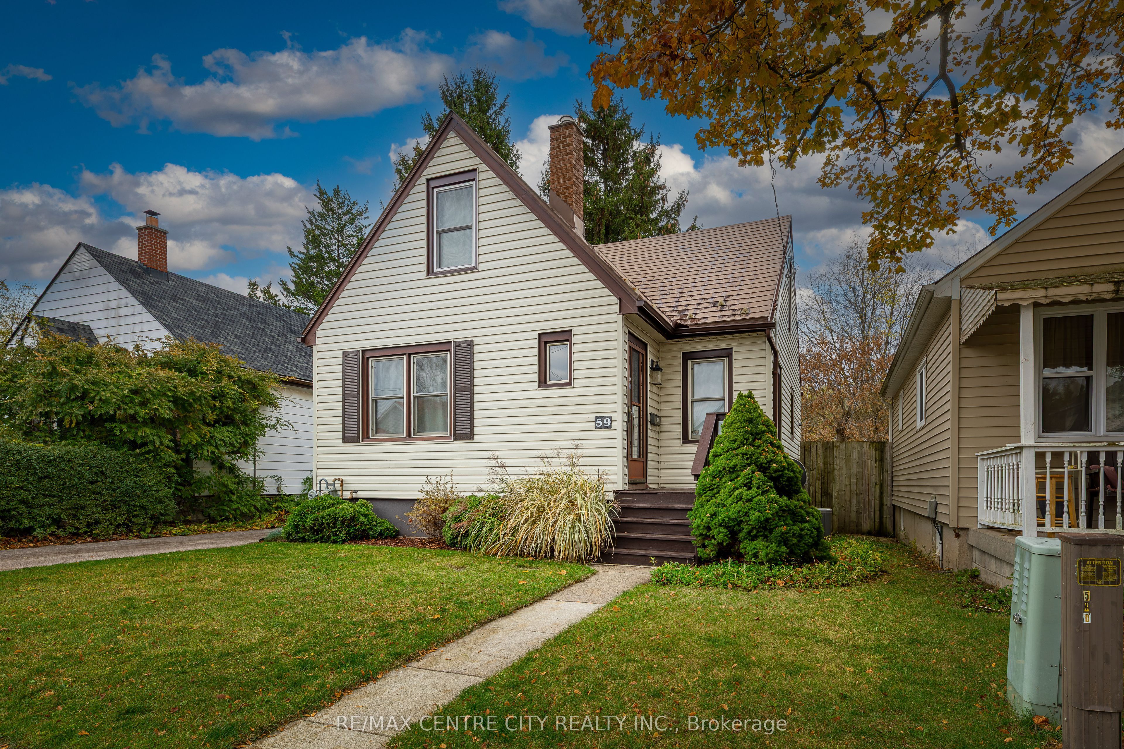 Photo of Listing #X12520418