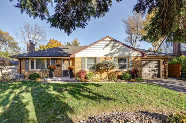 374 Glenrose Drive, London South