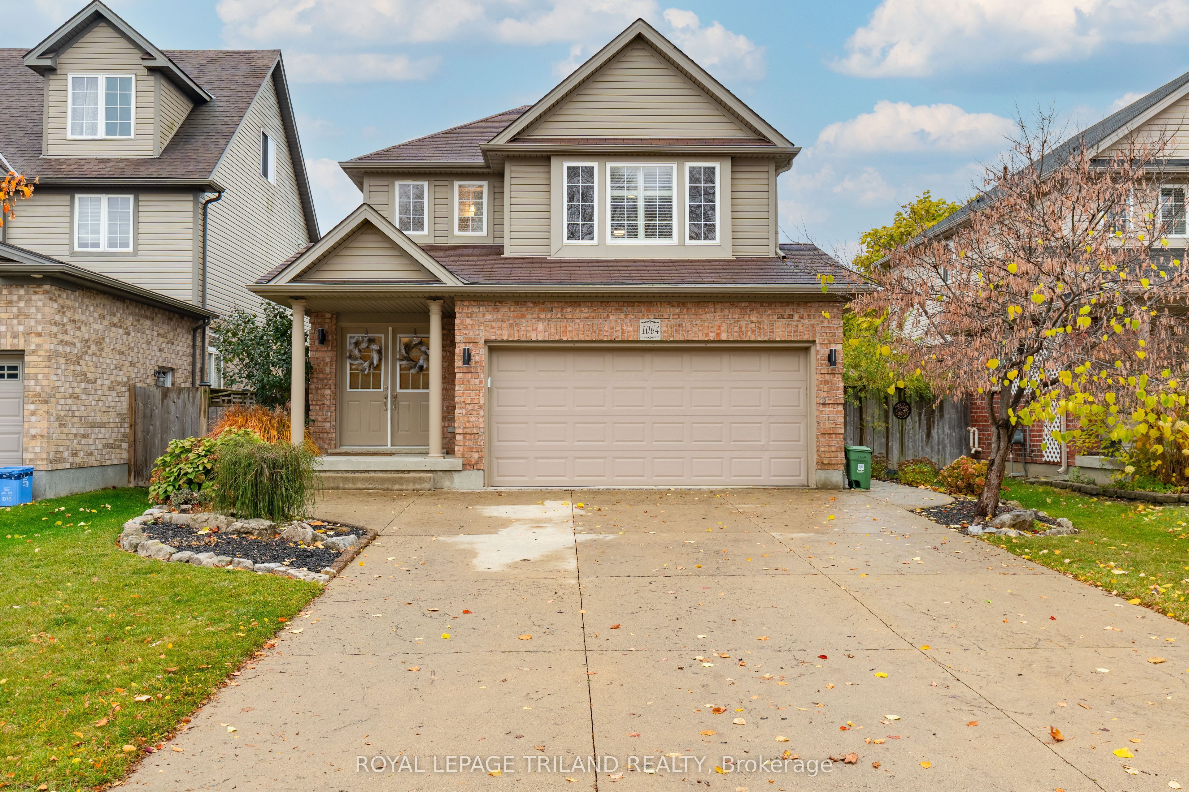 Photo of Listing #X12528198