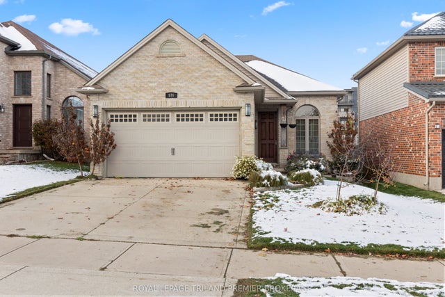 576 Garibaldi Avenue, London North