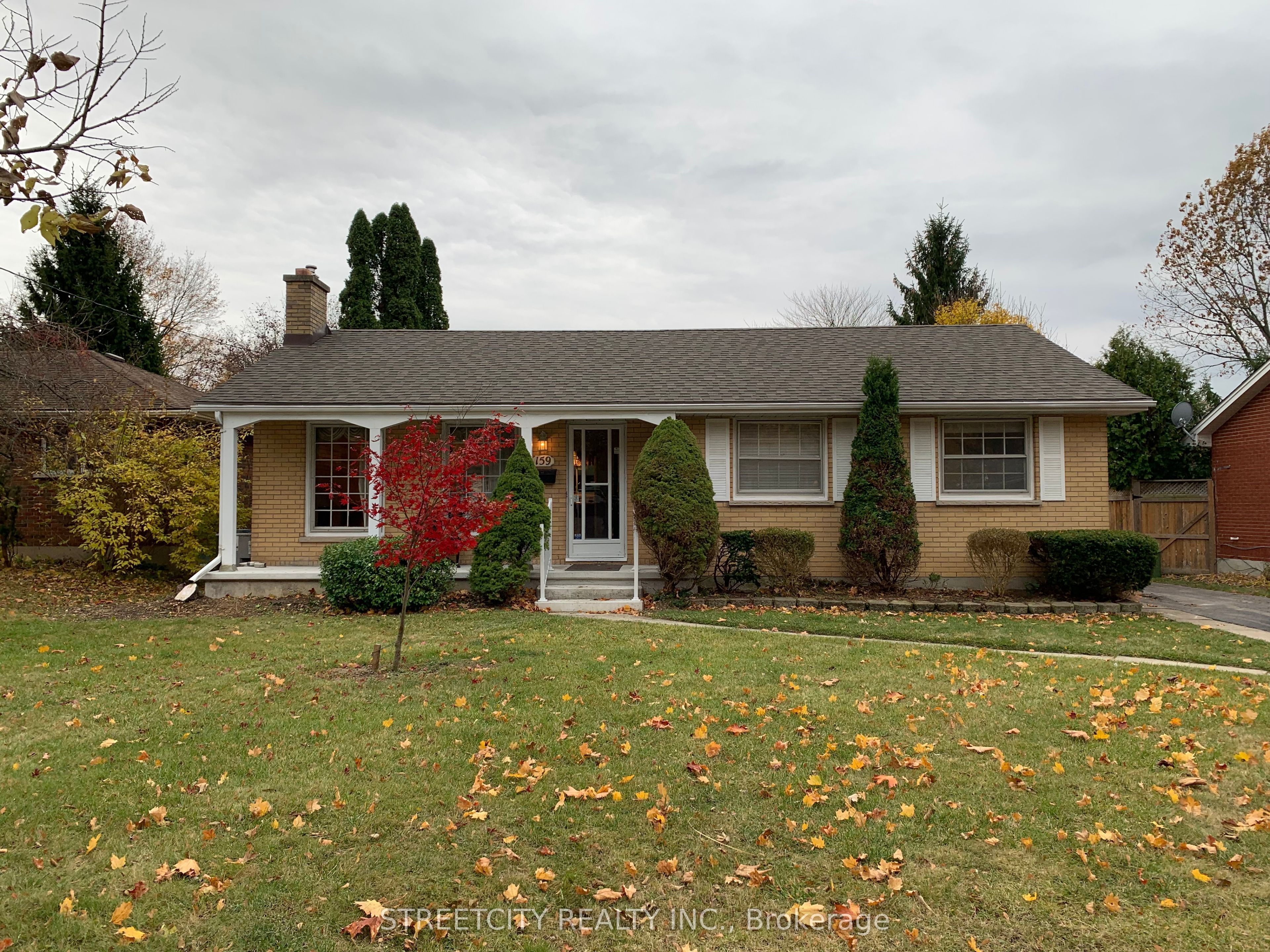 Photo of Listing #X12537776