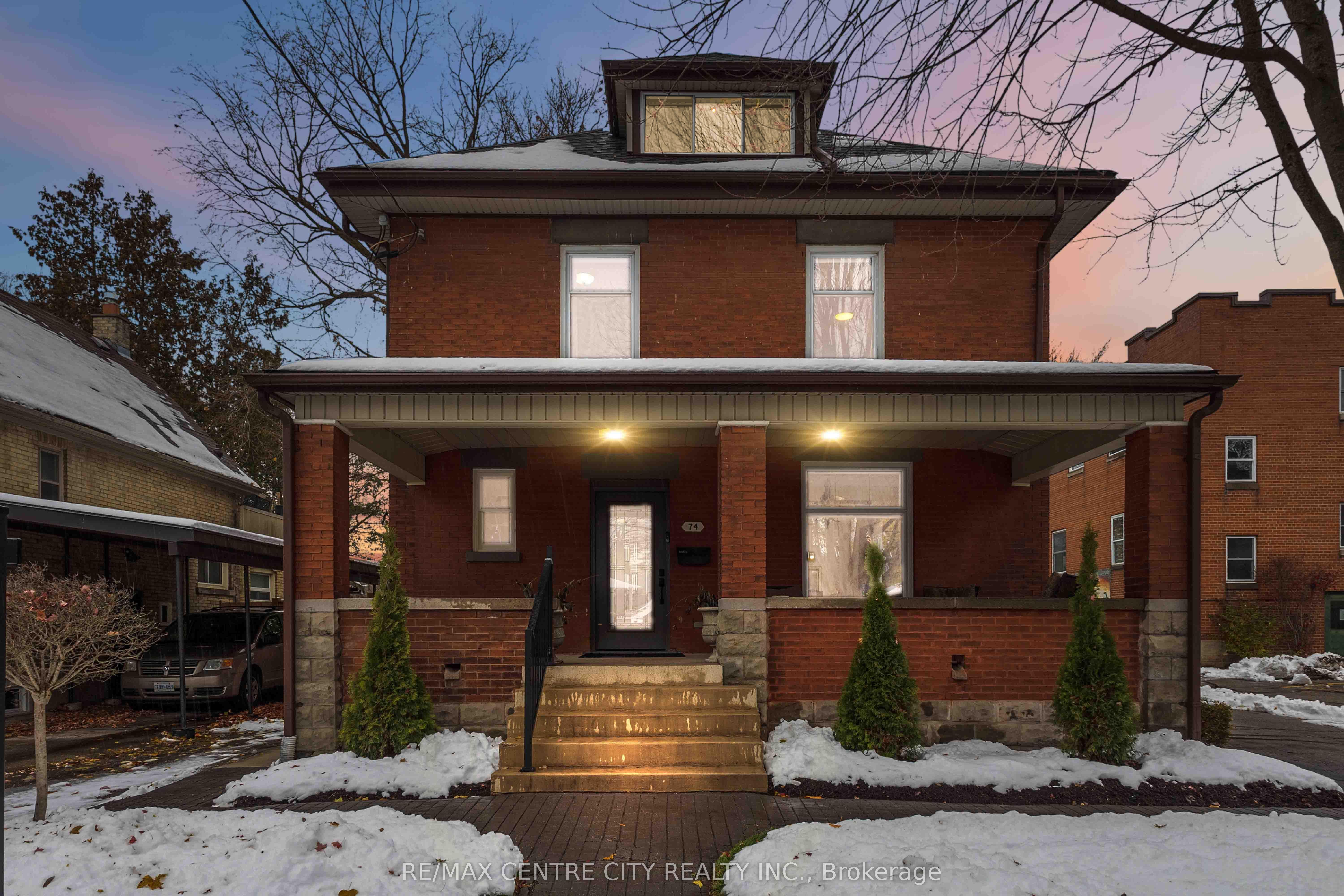 Photo of Listing #X12540276