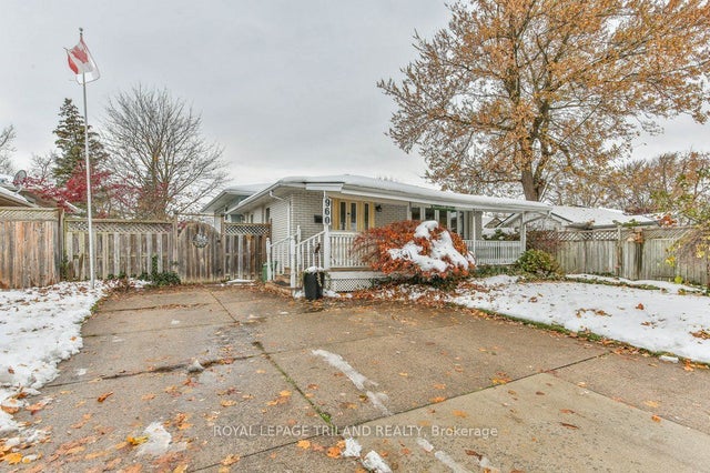 960 Osgoode Drive, London South