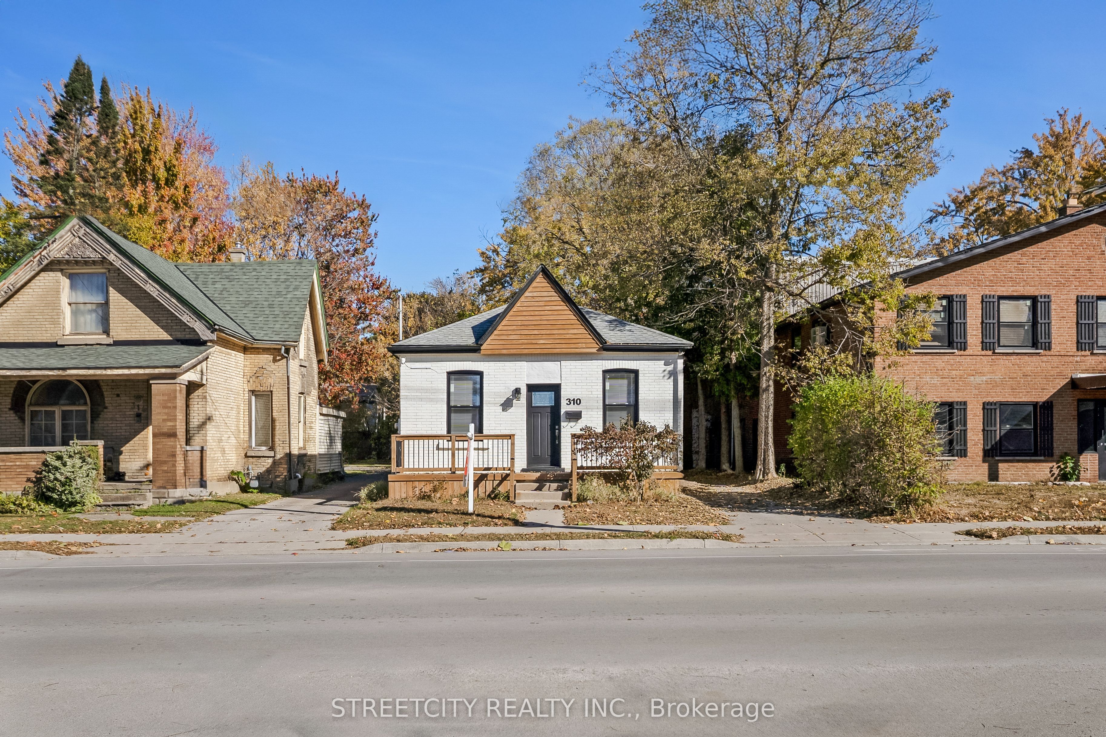 Photo of Listing #X12546622