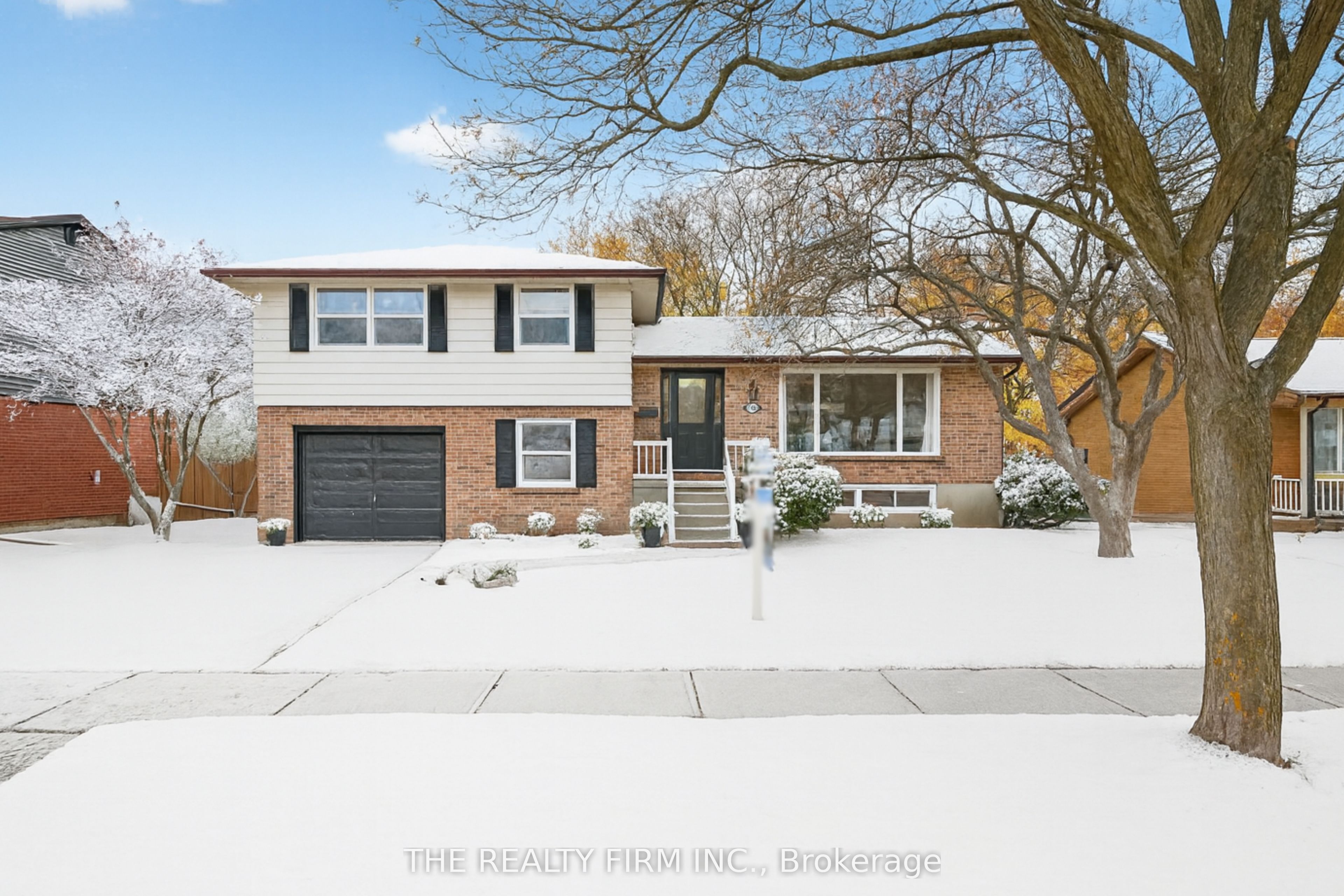 Photo of Listing #X12561980