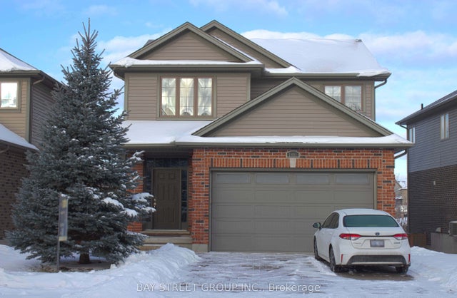 1451 Howlett Circle, London North