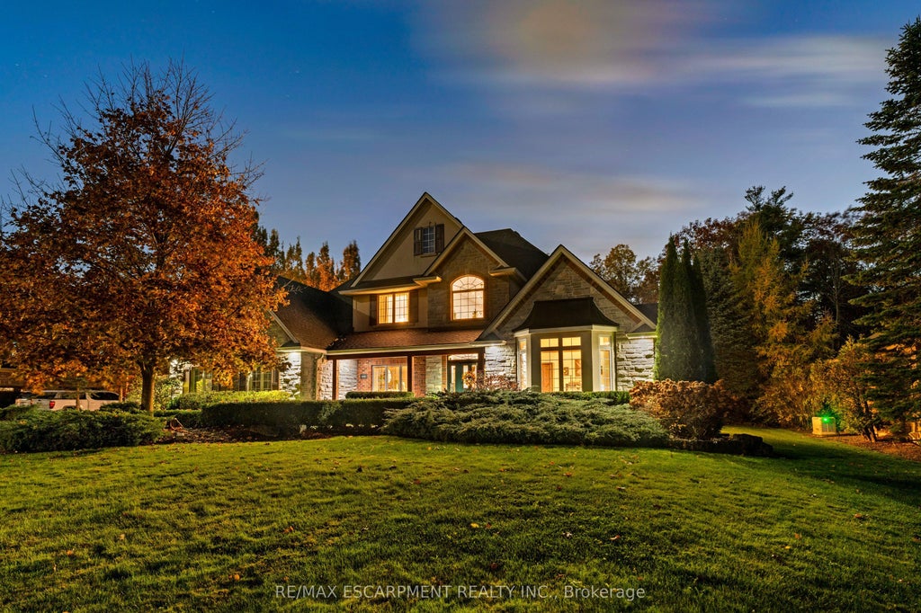 37 Appaloosa Trail, Hamilton