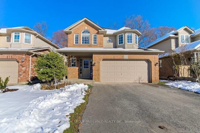 1051 Foxcreek Road, London North