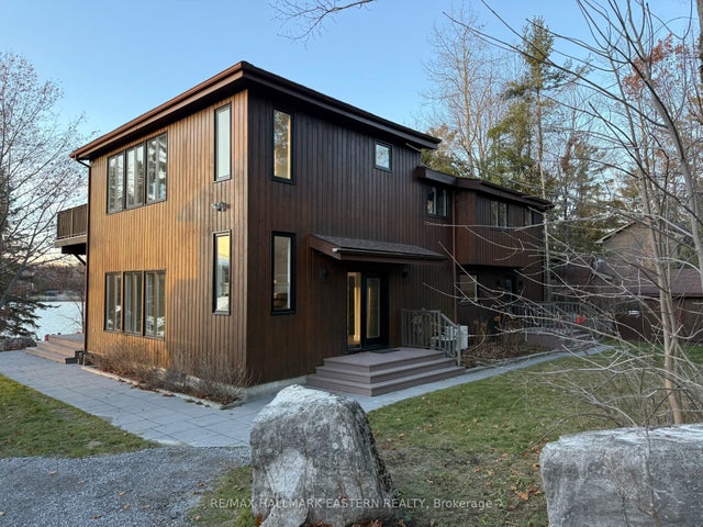 326 Indian Point Road, Kawartha Lakes