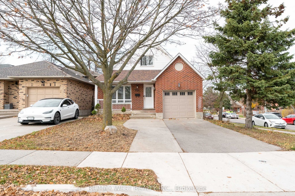 721 Acadia Drive, Hamilton