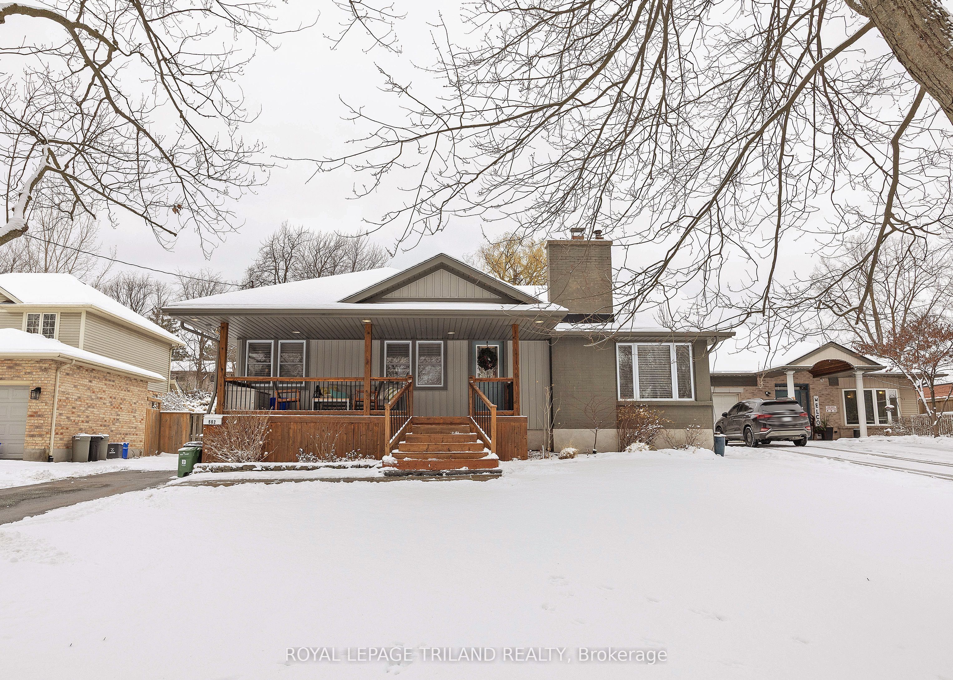 Photo of Listing #X12595386