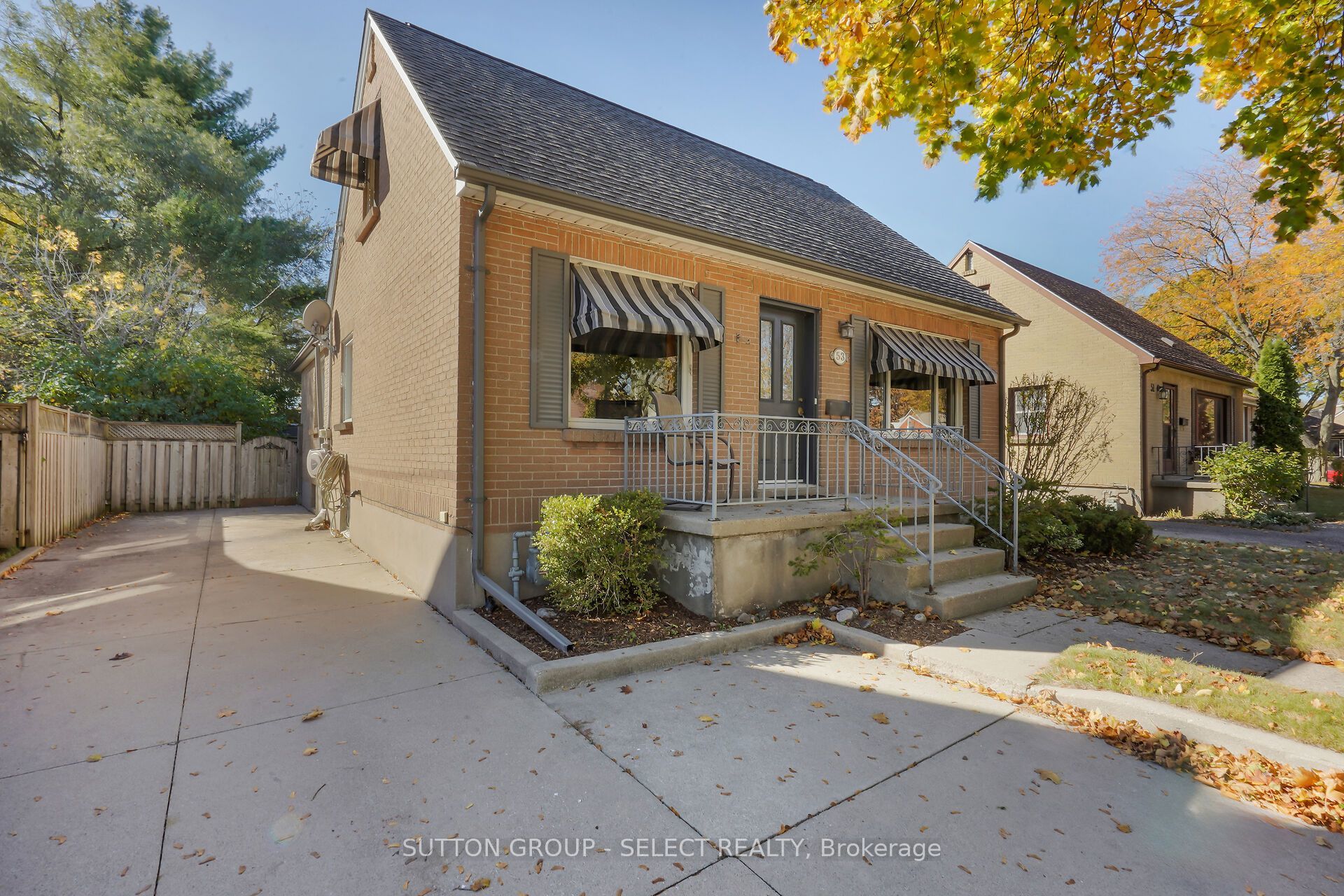 Photo of Listing #X12615588