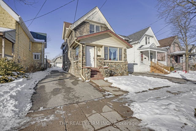 924 Princess Avenue, London East