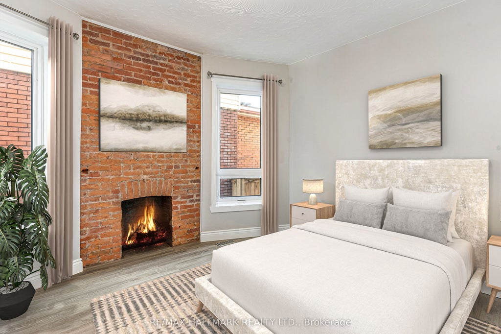 291 Emerald Street N Main, Hamilton