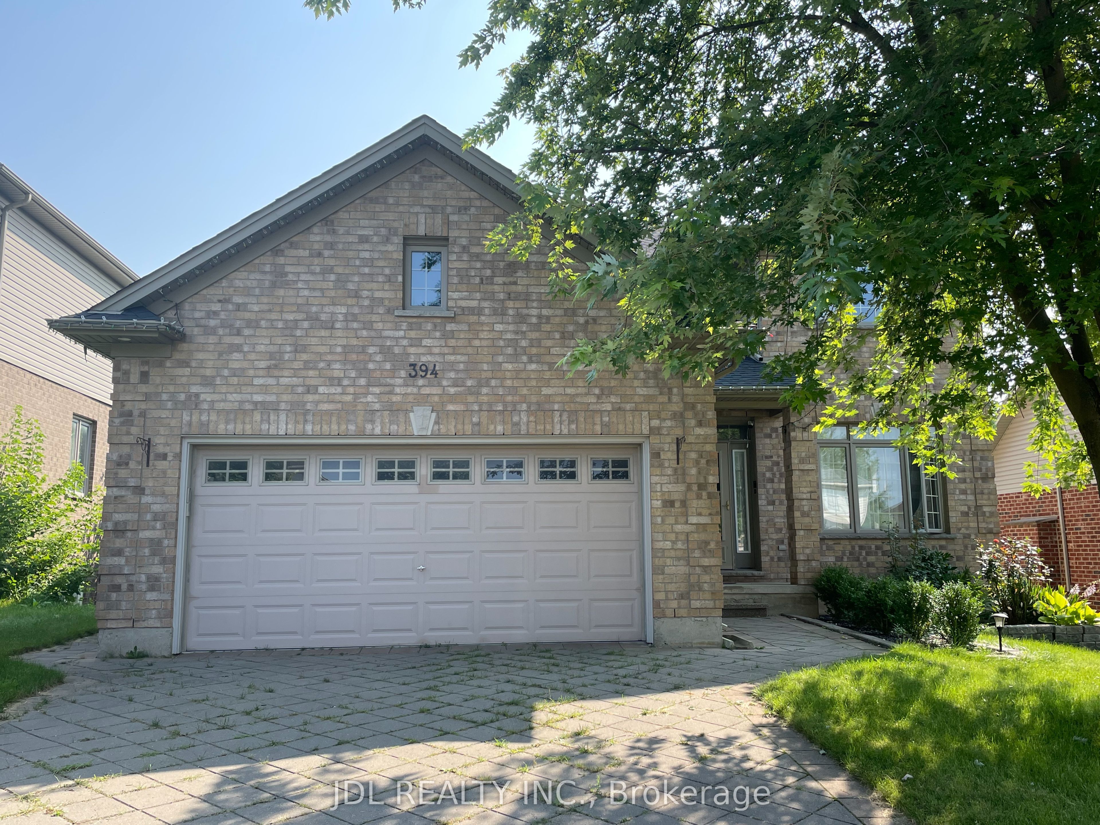 Photo of Listing #X12633184