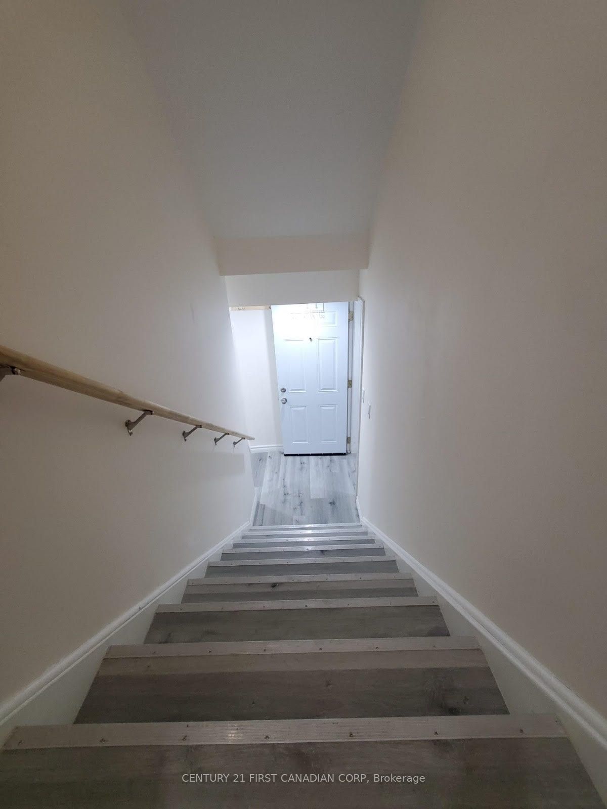 Photo of Listing #X12633392