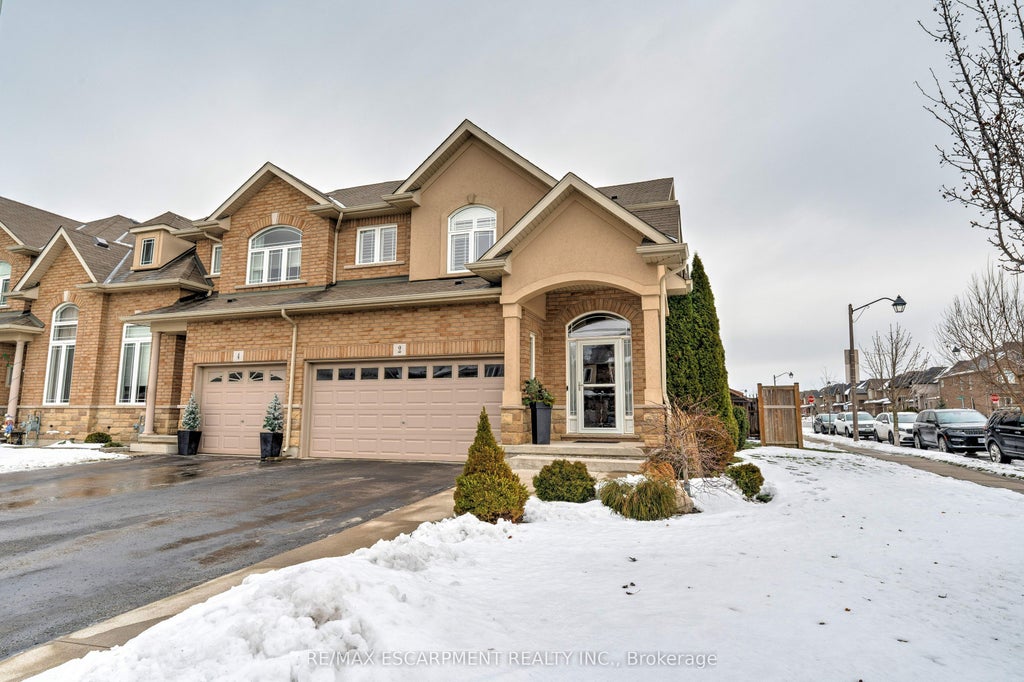 2 Celestial Crescent, Hamilton