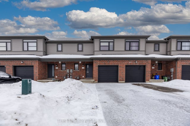 1320 Michael Circle, London East