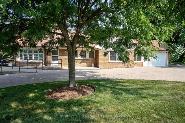 459 Riverside Drive, London North