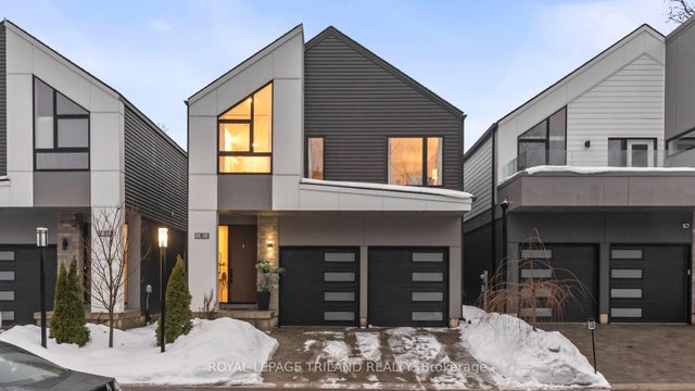 1195 Riverside Drive 9, London North