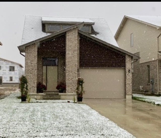 2467 Irish Moss Road, London South