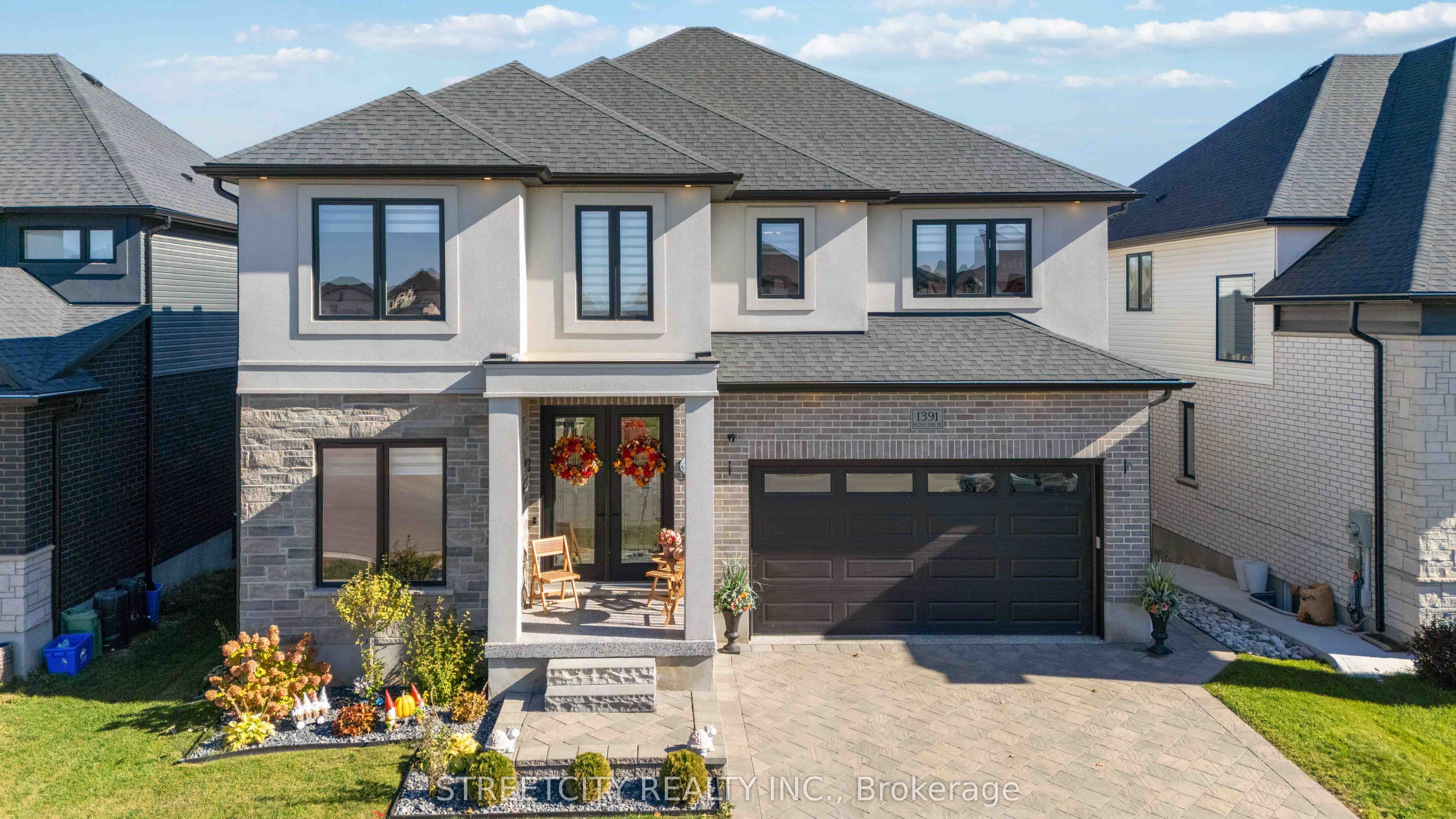 Photo of Listing #X12682206