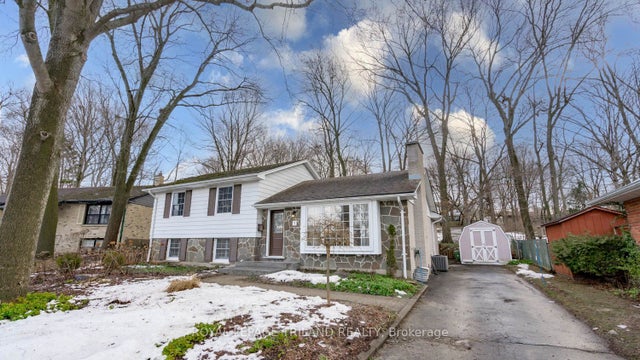 7 Briarhill Place, London East