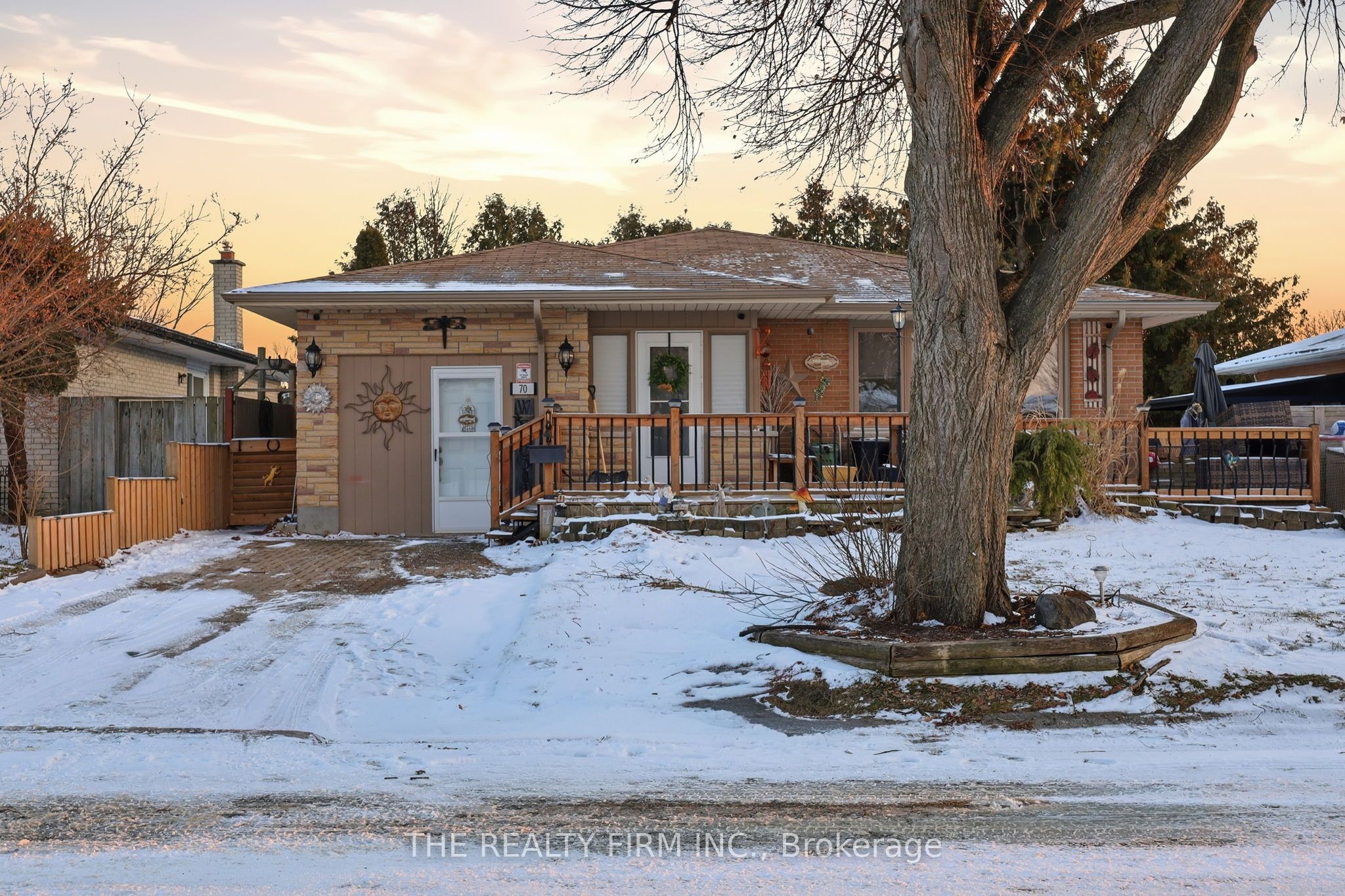 Photo of Listing #X12693458