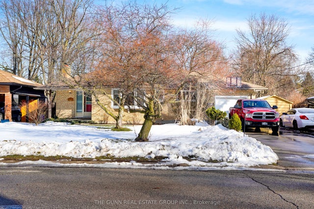 493 Cypress Avenue, London North