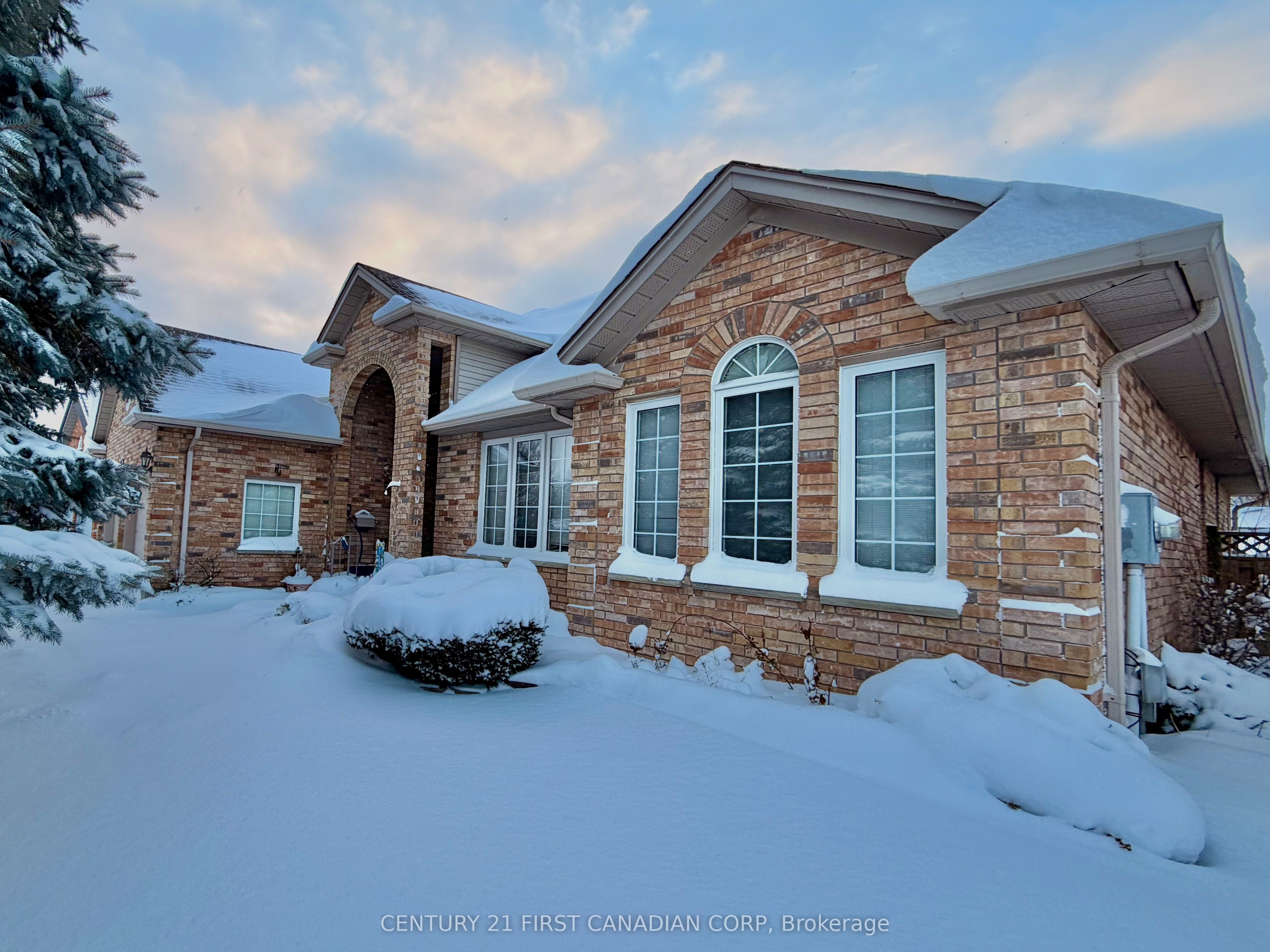 Photo of Listing #X12704446