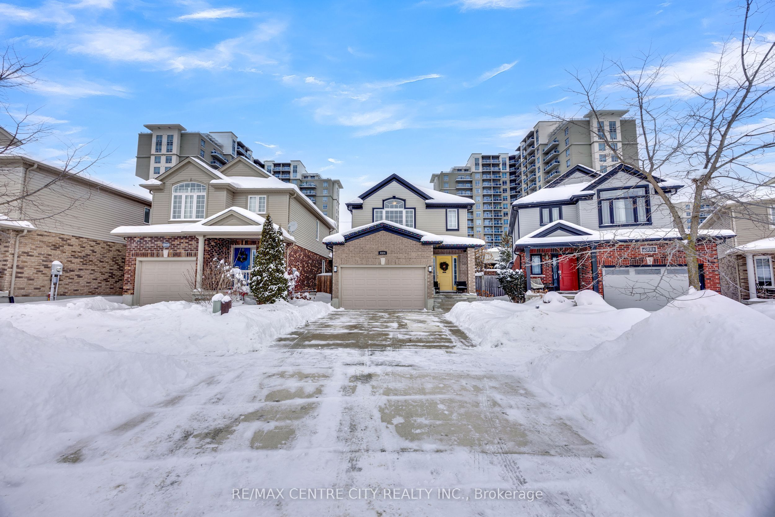 Photo of Listing #X12710592