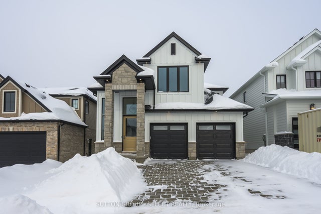 1898 Fountain Grass Drive, London South