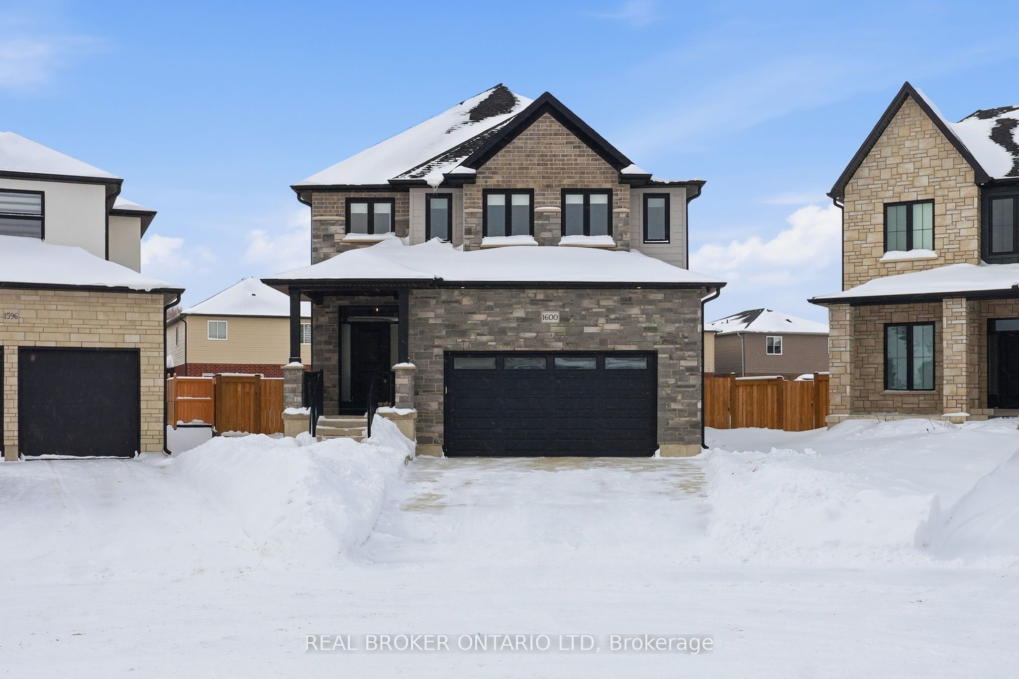 Photo of Listing #X12740378