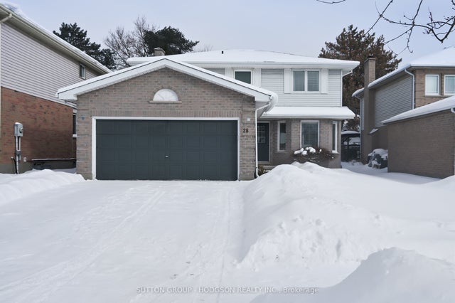 28 Laurel Crescent, London North
