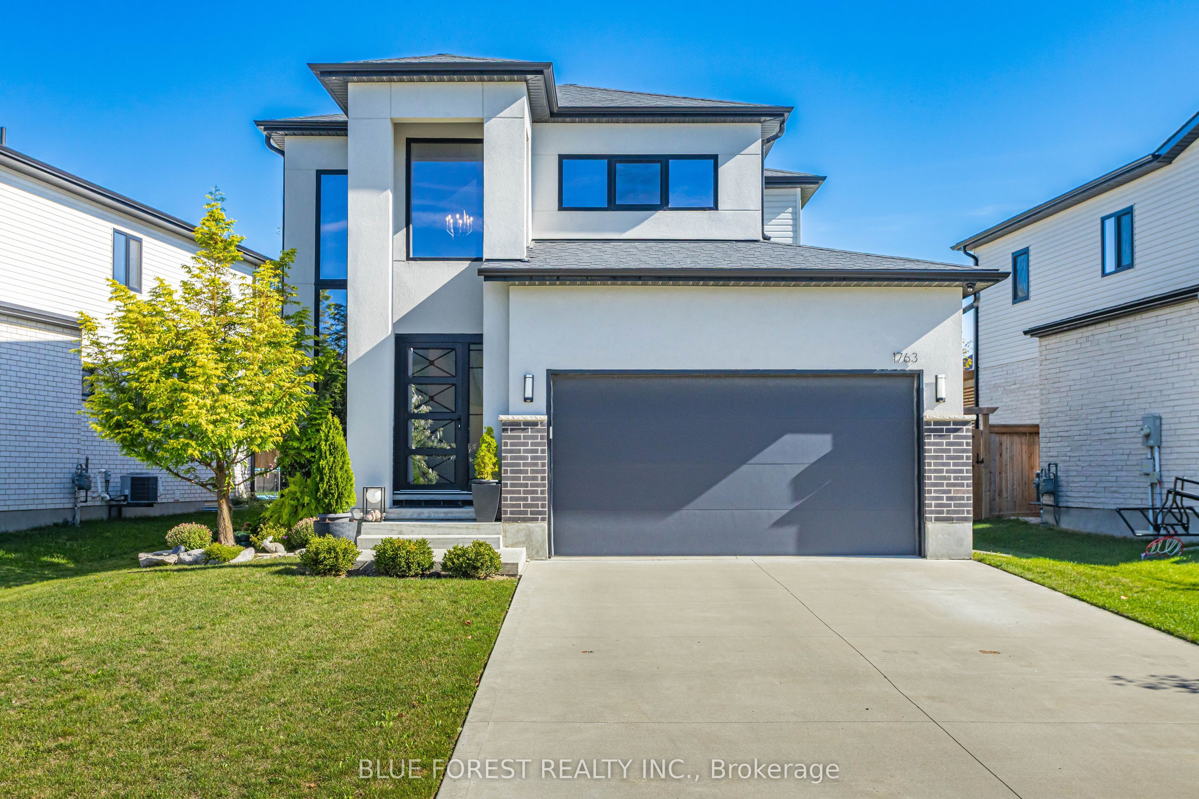 Photo of Listing #X12747124