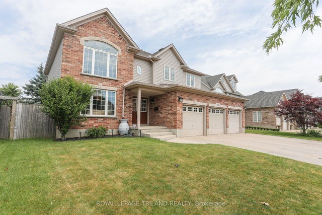 1356 Birchwood Drive, London South