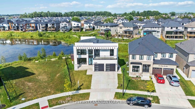 1429 Medway Park Drive, London North