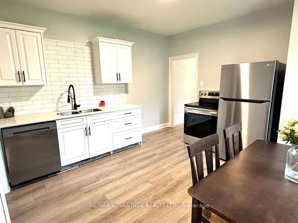 Photo of Listing #X12758172