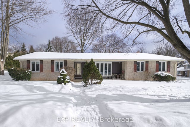 744 Barclay Road, London South