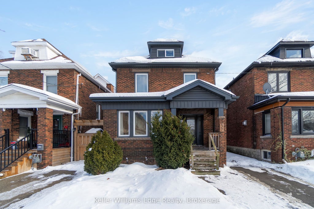 37 Wexford Avenue S, Hamilton