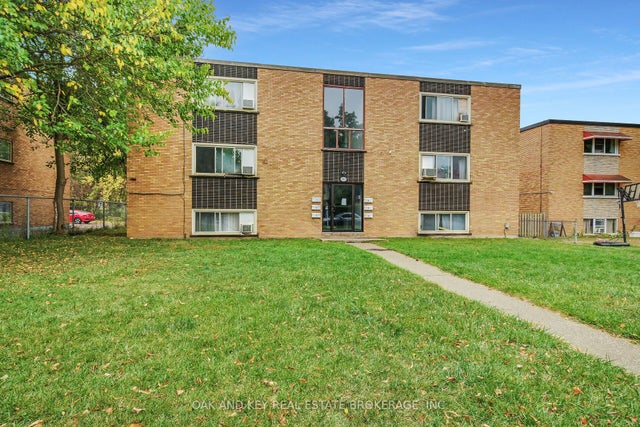 1563 Allen Place, London East