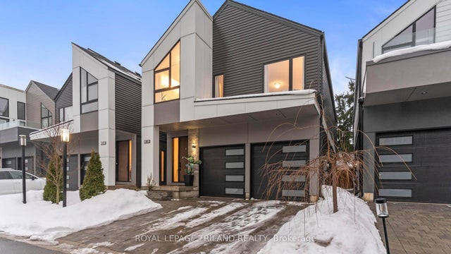 1195 Riverside Drive 9, London North