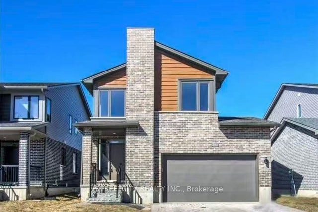 1614 Valhalla Street N, London North