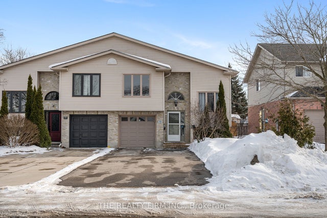 79 Sunrise Crescent, London East